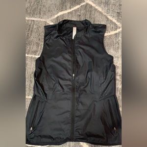 LULULEMON Only worn once. Looks brand new!